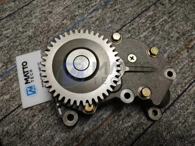 S6D108 oil pump-01